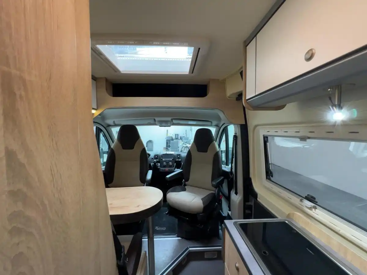 CLEVER Runner 636 - Ansicht 11
